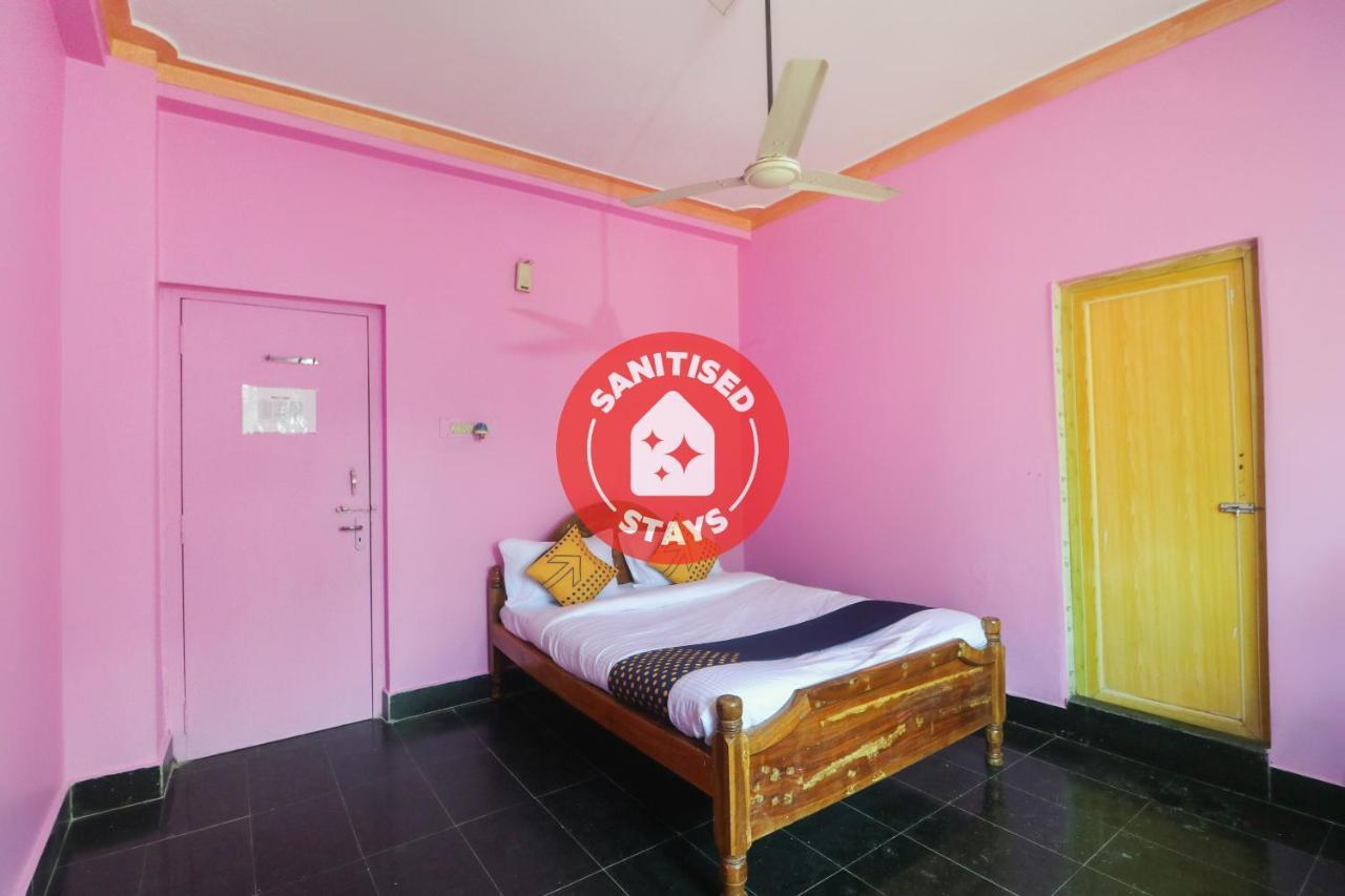 Spot On 65043 Hotel Kalinga Palace Kendrapara Eksteriør bilde