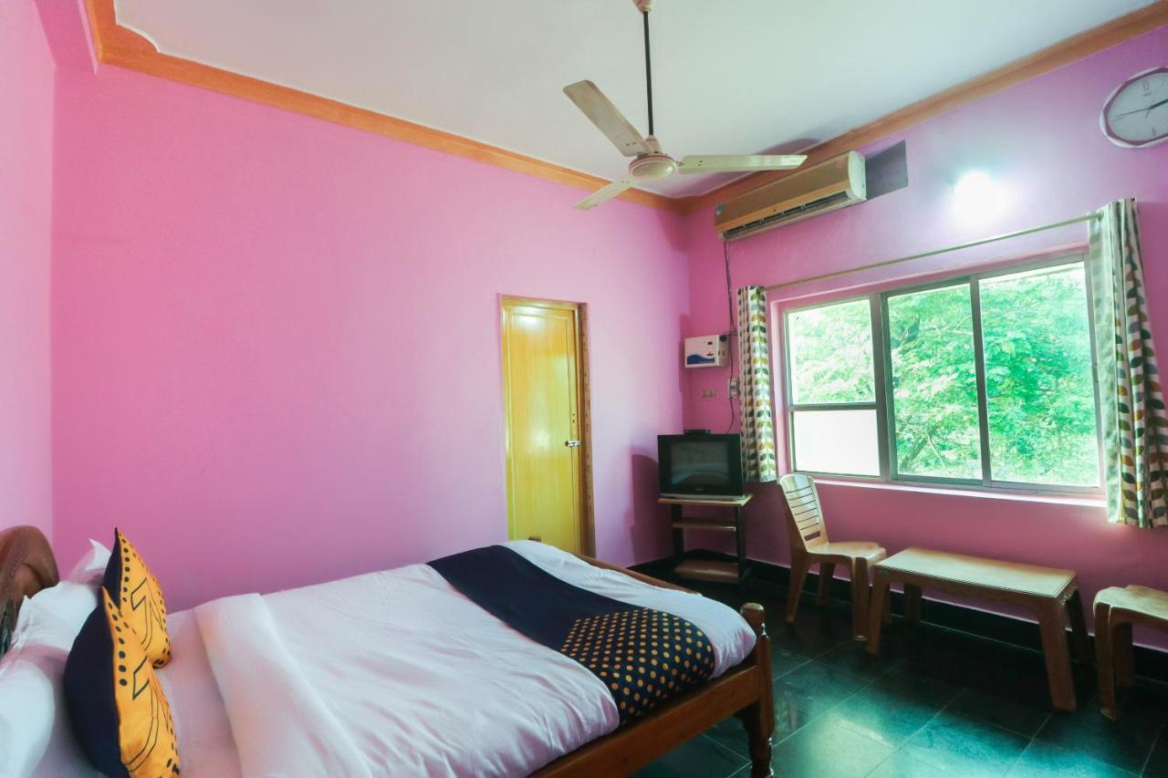 Spot On 65043 Hotel Kalinga Palace Kendrapara Eksteriør bilde