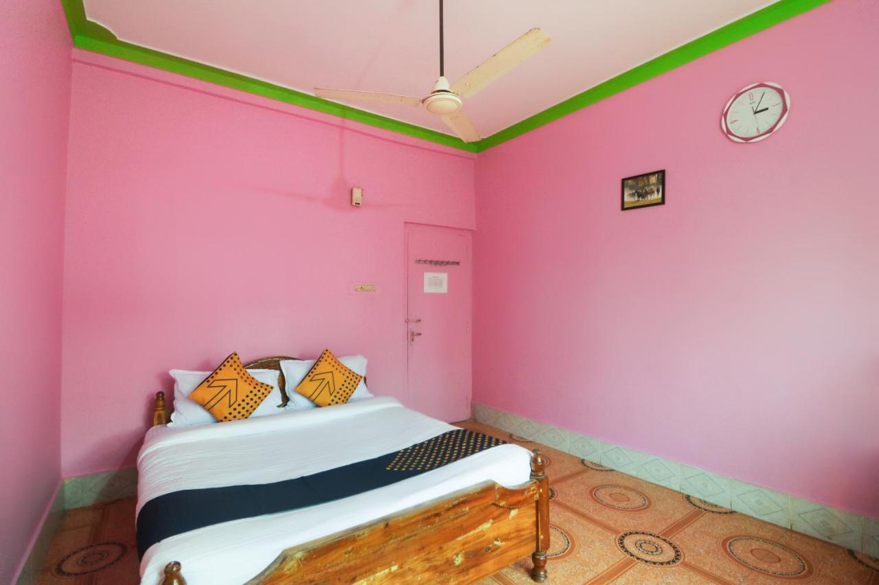 Spot On 65043 Hotel Kalinga Palace Kendrapara Eksteriør bilde