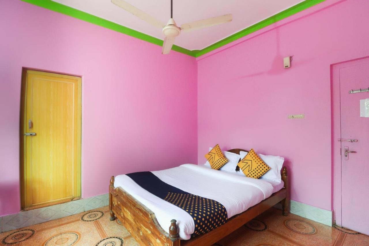 Spot On 65043 Hotel Kalinga Palace Kendrapara Eksteriør bilde
