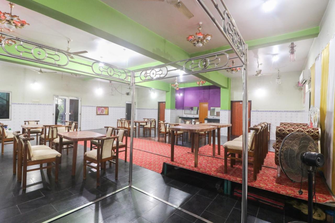 Spot On 65043 Hotel Kalinga Palace Kendrapara Eksteriør bilde